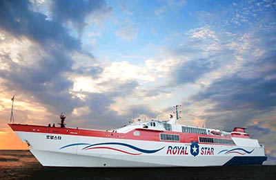Przeprawa z Sea World Express Ferry to czysta przyjemność